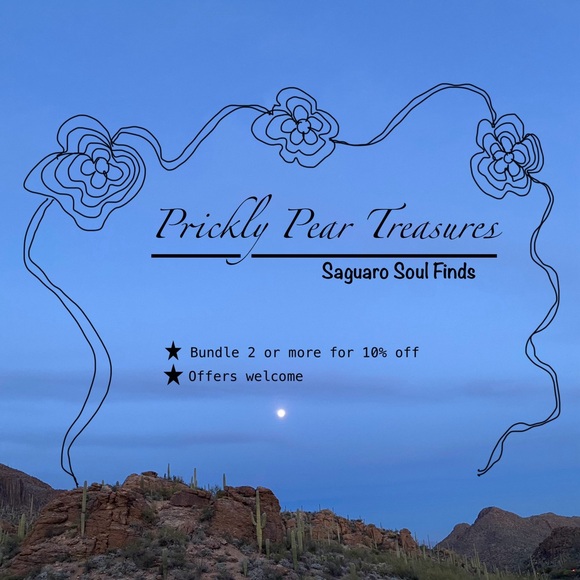 BUNDLE & SAVE. REASONABLE OFFERS ARE WELCOME - Picture 3 of 3